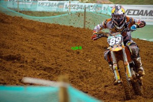 索默超快反应封堵惊艳全场，奥纳纳飞身侧扑成焦点—欧洲足坛门神对决再掀高潮