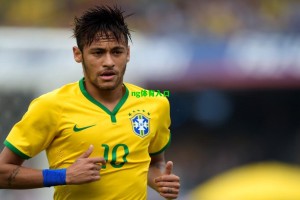 奥格斯堡与云达不莱梅互交白卷，施密德关键机会遗憾错失