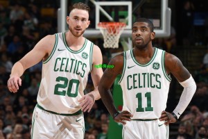 十年坚守铸就传奇 储石生用脚步丈量体育精神