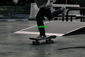 世纪回顾，皇马赛季中途换帅风云录，贝尼特斯、索拉里成关键转折点