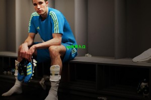 海港西行蜀道拒绝犯错 穆斯卡特以我为主坚持强攻