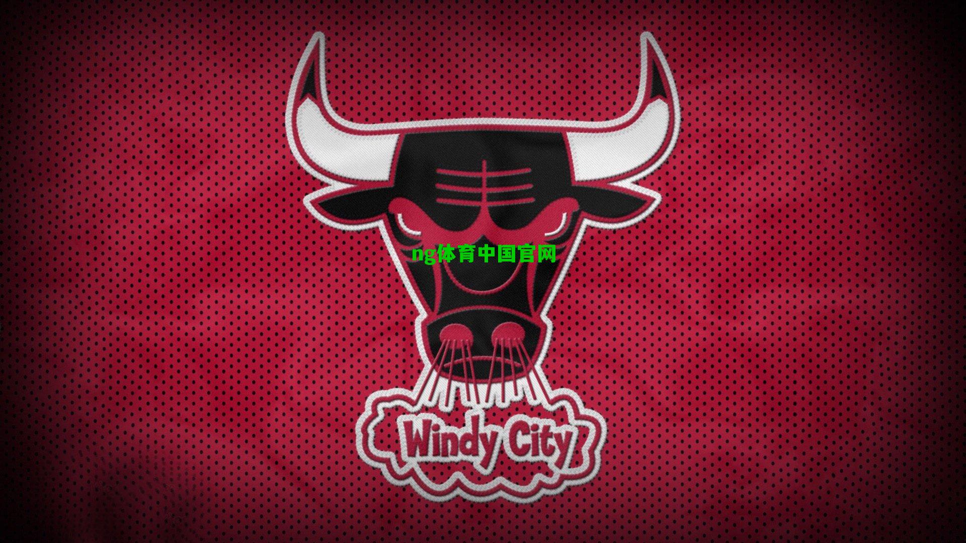 家庭阴影与绿茵荣光,C罗伴侣的隐秘伤痛与足球世界的平行人生